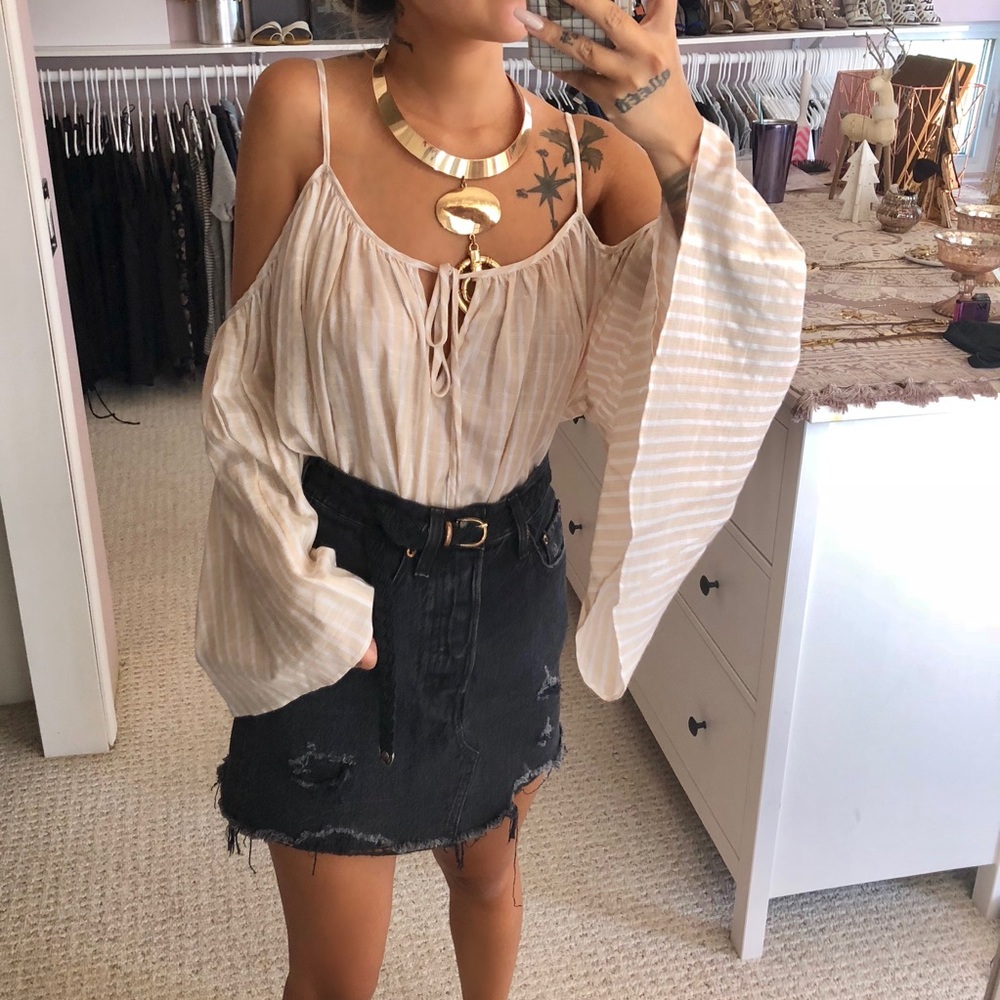 Off Shoulder Loose Linen Top